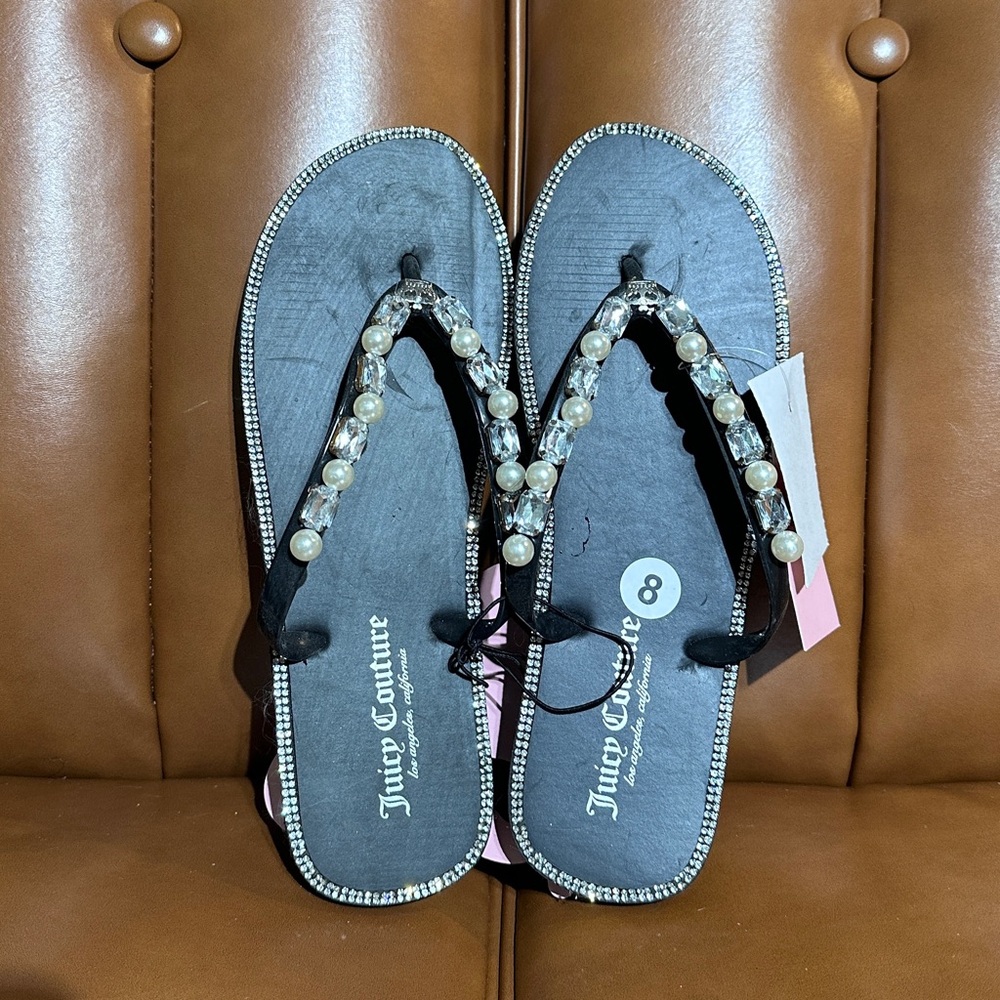 Juicy Couture Black Flip Flop Rhinestone Pearl Sandals